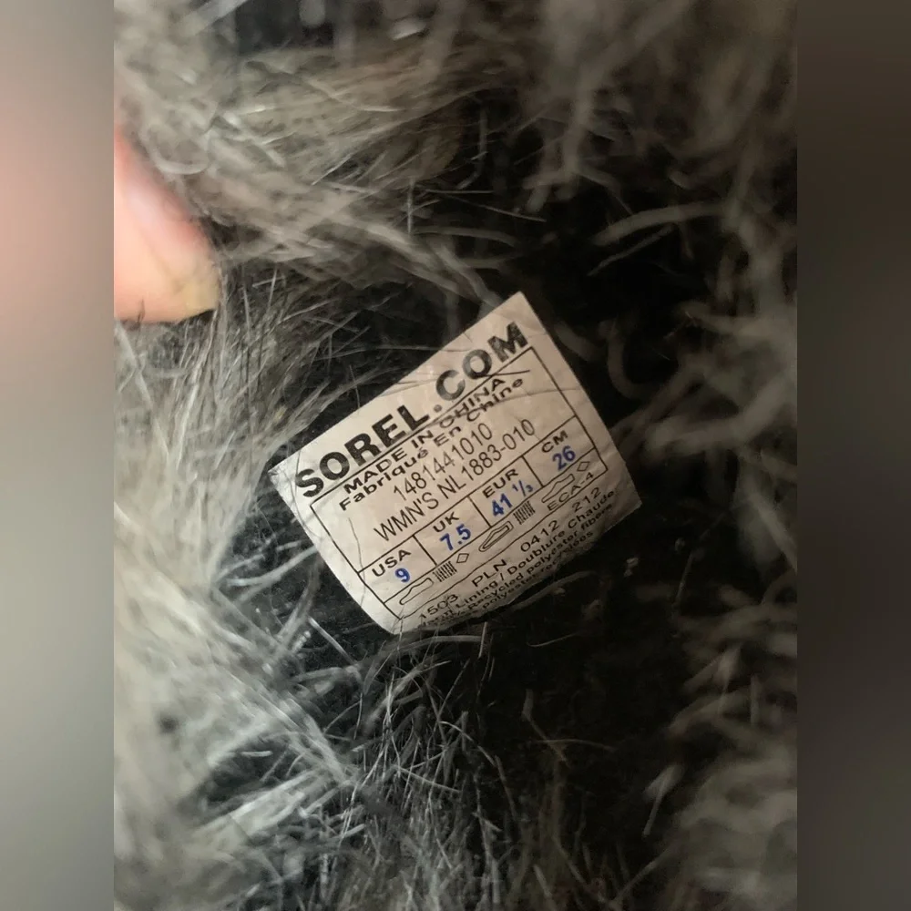 Sorel Cozy Cate Winter Boot Black 9 - Picture 4 of 12